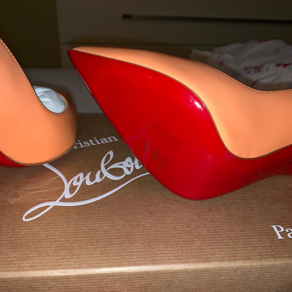 Christian Louboutin red bottom - Picture 5 of 7